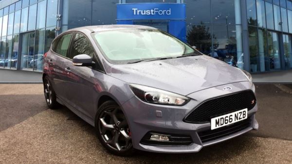 Ford Focus ST-3 TDCI***With Rear Parking Aid, Heated Leather