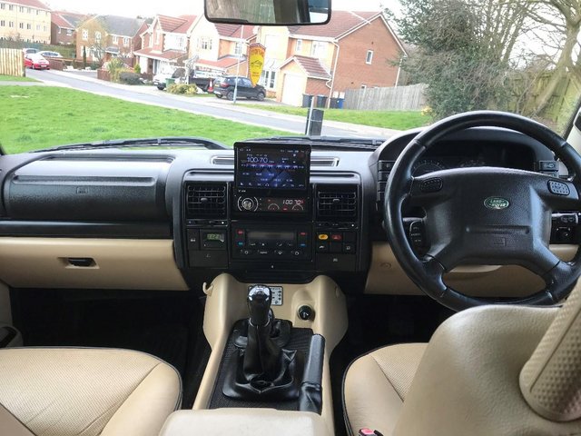 LAND ROVER DISCOVERY 2.5 TD5 4x4