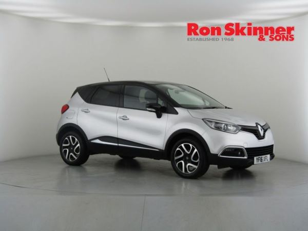 Renault Captur 0.9 DYNAMIQUE S NAV TCE 5d 90 BHP with Black