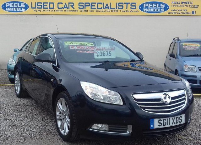) VAUXHALL INSIGNIA EXCLUSIVE * v FAMILY CAR *