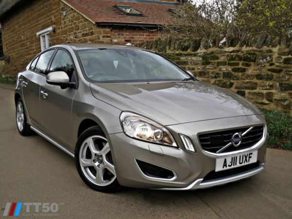 Volvo S D5 ES 4d AUTO 212 BHP