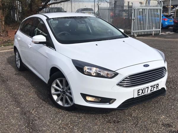 Ford Focus 1.0 Ecoboost 125 Titanium Navigation 5Dr