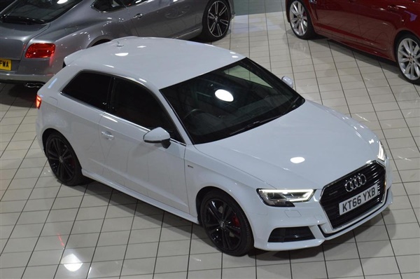 Audi A3 2.0 TDI S line S Tronic quattro (s/s) 3dr (Nav) Auto