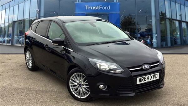 Ford Focus 1.0 EcoBoost Zetec 5dr- With Heated Front