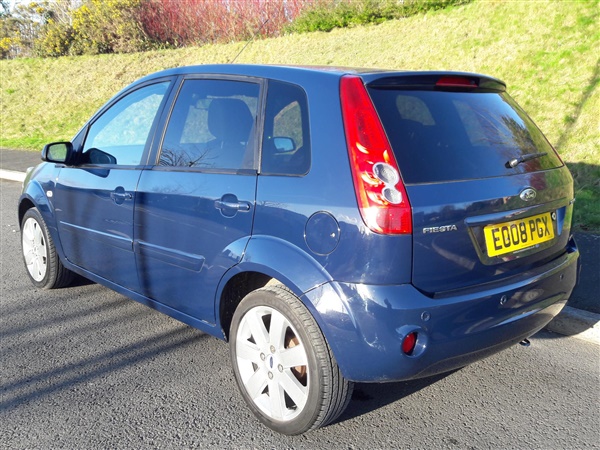 Ford Fiesta 1.6 TDCi Zetec [Climate] Comp. S/Hist low mlg.