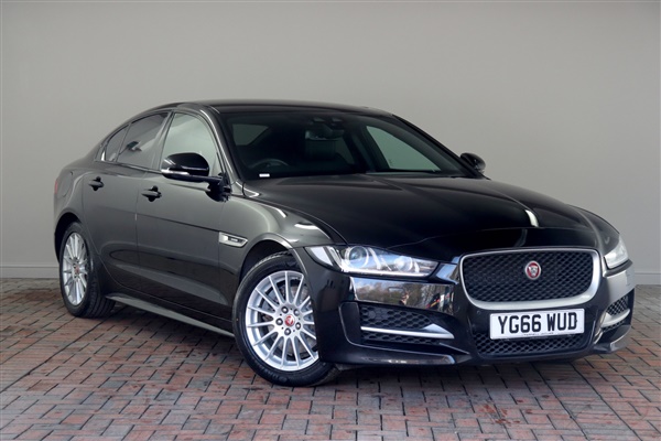 Jaguar XE 2.0d R-Sport [Reverse Camera, Sat Nav] 4dr