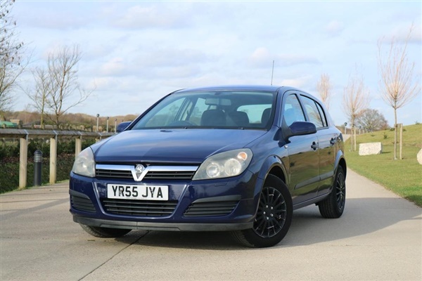 Vauxhall Astra 1.4 i 16v Expression 5dr