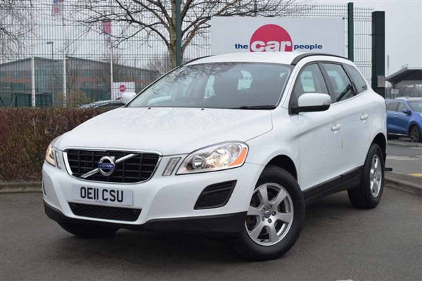 Volvo XC60 Volvo XC60 Estate D] SE 5dr AWD Geartronic