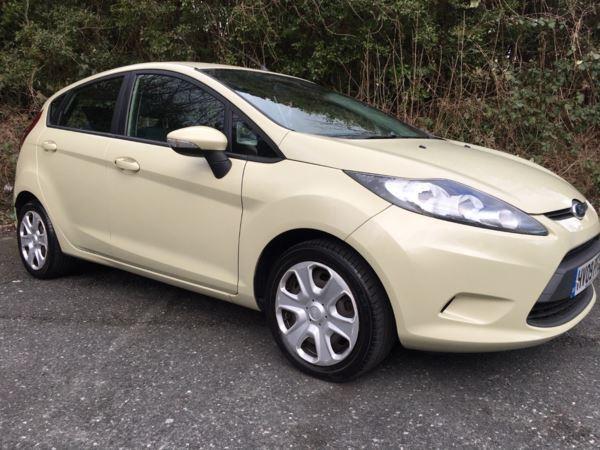 Ford Fiesta 1.4 TDCi 68 Style Plus with Air Con, Low Miles,