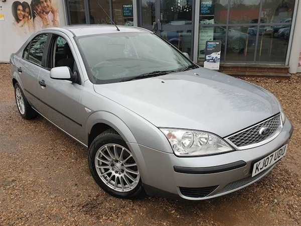 Ford Mondeo Mondeo Lx Tdci (130Bhp) Hatchback 2.0 Manual