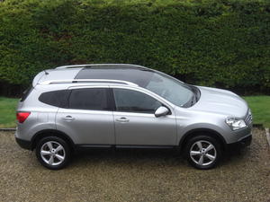 Nissan Qashqai+2 2.0 Acenta 2WD 5dr ++ NEW CLUTCH + PAN ROOF