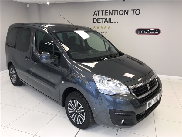 Peugeot Partner Tepee 1.2 PETROL MANUAL TEPEE ACTIVE