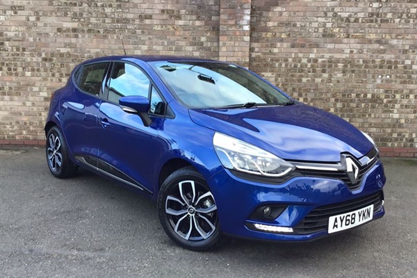 Renault Clio 0.9 TCE 75 Play 5dr Manual