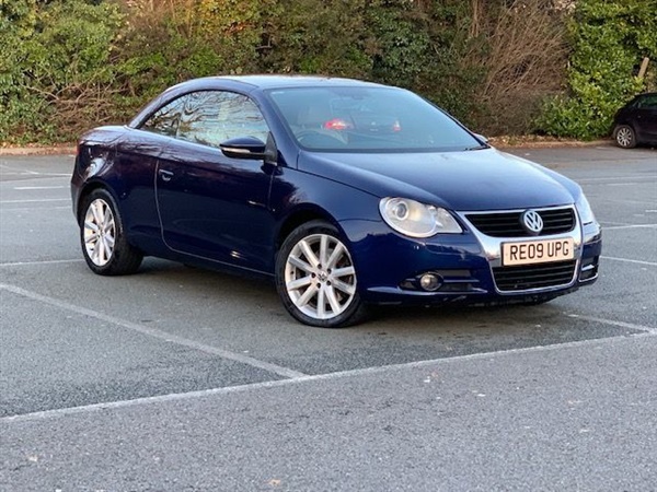 Volkswagen EOS 2.0 SE TDI 2d 138 BHP - CABRIOLET IN