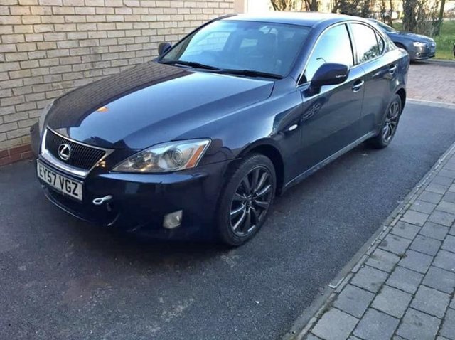 Breaking lexus is220d