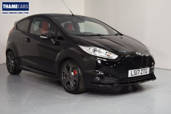 Ford Fiesta 1.6 EcoBoost 182ps ST-3 With Sat Nav, Heated