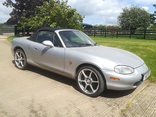 Mazda MX5 convertible