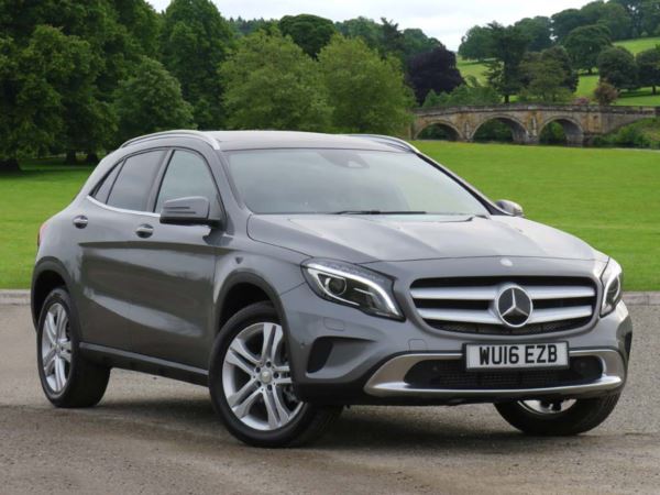 Mercedes-Benz GLA Class Diesel GLA 220d 4Matic Sport 5dr