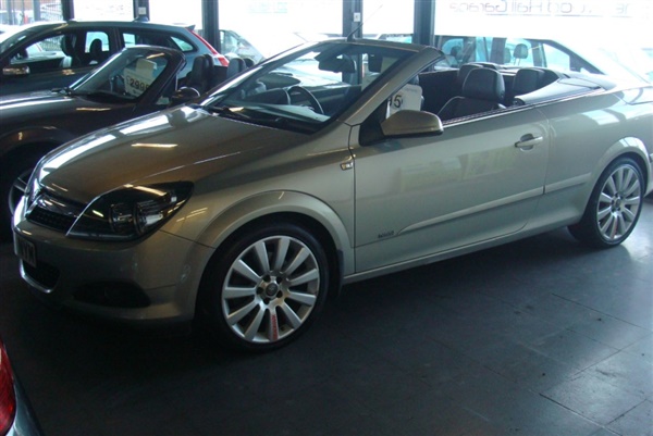 Vauxhall Astra 1.9 CDTi 16V Design 2dr