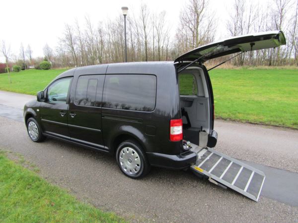 Volkswagen Caddy Maxi Life 1.9 TDI DSG Auto WHEELCHAIR