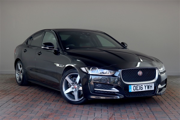 Jaguar XE 2.0d [180] R-Sport [Red Leather, Electric Pan