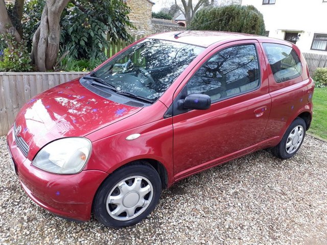 Yaris for sale. Long MOT. Good condition. Pioneer Stereo wit