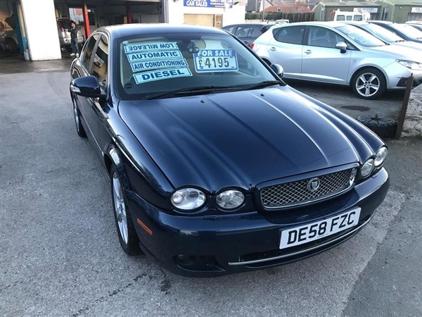 Jaguar X-Type 2.2 D DPF SE 4dr Auto