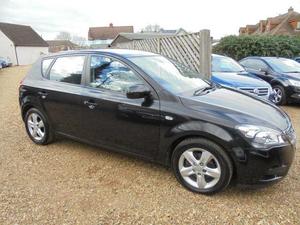 Kia Ceed  in Bedford | Friday-Ad