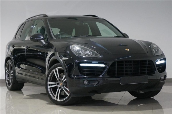 Porsche Cayenne 4.8 Turbo Tiptronic S AWD 5dr