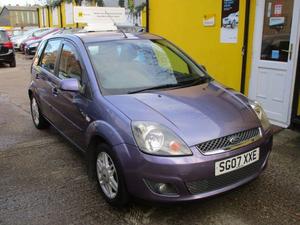 Ford Fiesta  in London | Friday-Ad