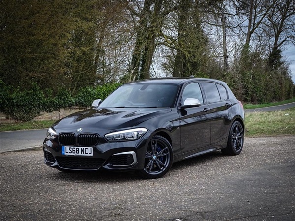 BMW 1 Series 3.0 M140i Shadow Edition Sports Hatch Sport