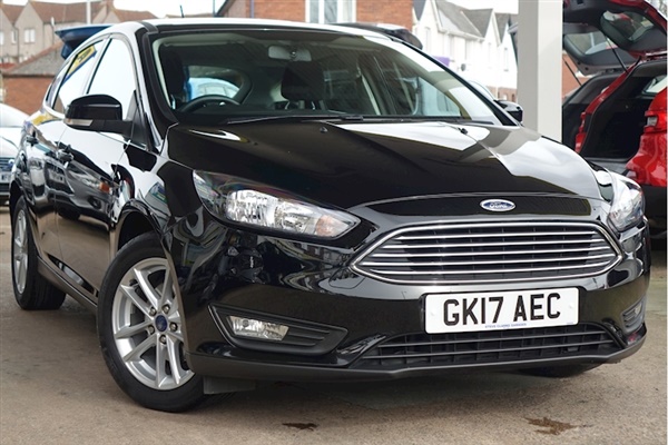 Ford Focus Focus Zetec NAV (125bhp) 1.0 5dr Hatchback Manual