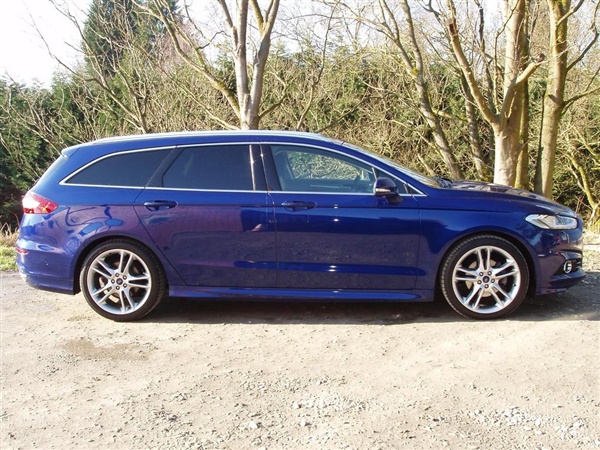 Ford Mondeo 2.0 T EcoBoost Titanium (s/s) 5dr Auto