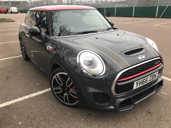 Mini Hatch JOHN COOPER WORKS Auto