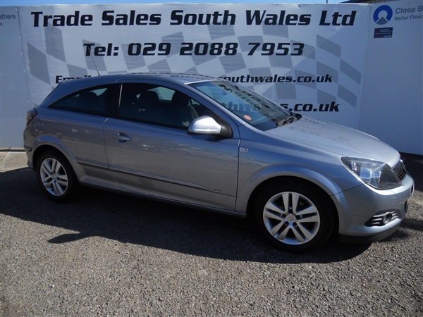 Vauxhall Astra 1.4i 16V SXi LOW MILEAGE EXCELLENT SERVICE