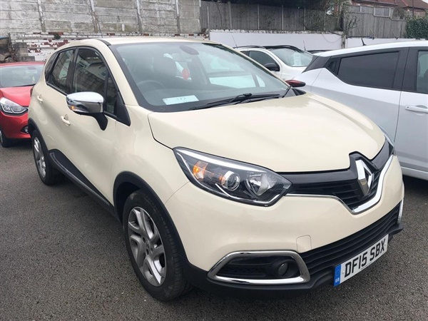 Renault Captur 0.9 TCe ENERGY Dynamique MediaNav (s/s) 5dr