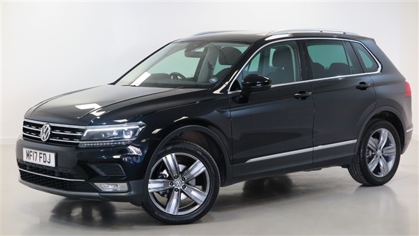 Volkswagen Tiguan  Volkswagen Tiguan 2.0 SEL TDI BMT