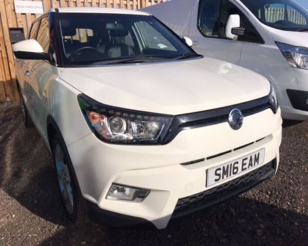 Ssangyong Tivoli 1.6 EX 5d 126 BHP