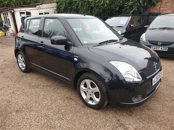 Suzuki Swift 1.5 GLX Auto