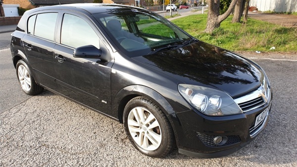 Vauxhall Astra SXI - MOT  - ANY PX WELCOME