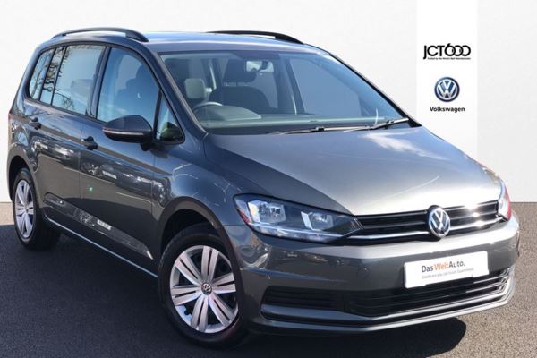 Volkswagen Touran 1.6 TDI 115 S 5dr DSG Automatic Estate