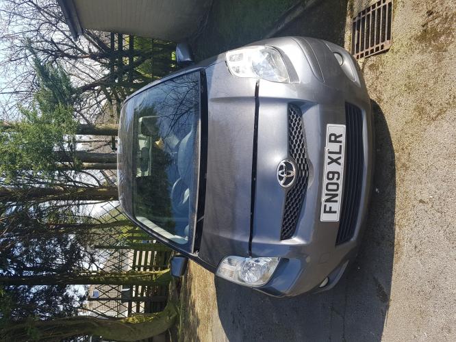 TOYOTA YARIS FOR SALE