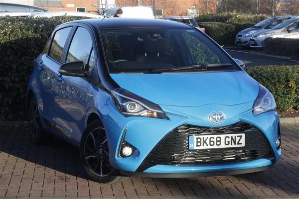 Toyota Yaris 1.5 VVT-i Blue Bi-Tone CVT 5dr Auto