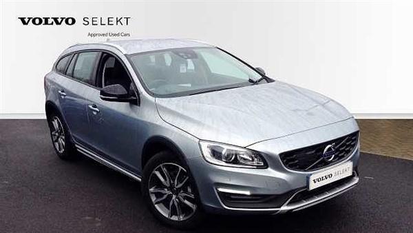 Volvo V60 D4 AWD Cross Country Lux Nav Automatic