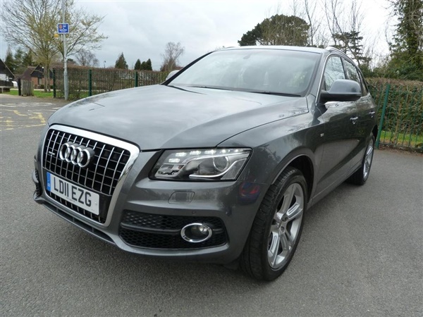 Audi Q5 3.0 TDI V6 S line Special Edition S Tronic quattro