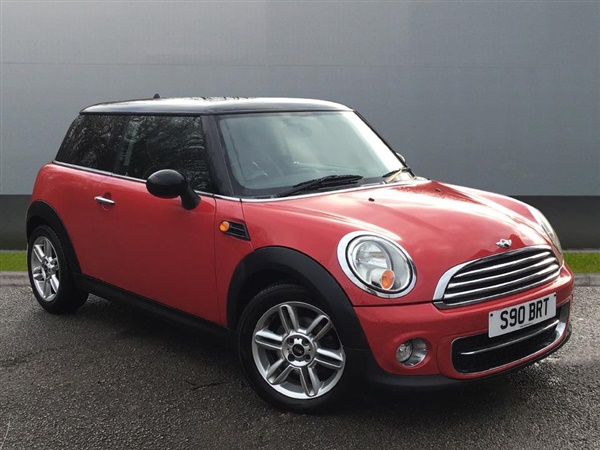 Mini Hatch 1.6 Cooper D 3dr [Chili/Media Pack]