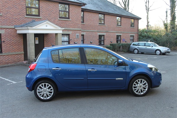 Renault Clio 1.5 dCi 86 Dynamique TomTom 5dr