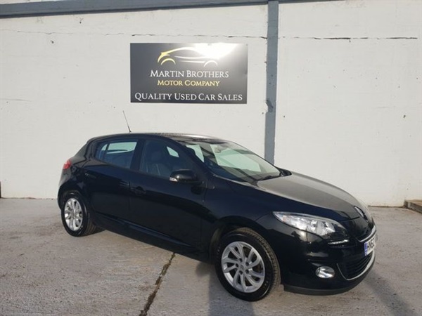 Renault Megane 1.5 DYNAMIQUE TOMTOM DCI 5d 110 BHP