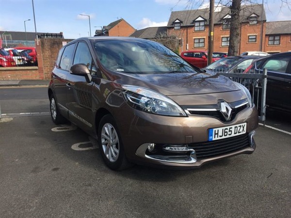 Renault Scenic 1.5 DYNAMIQUE NAV DCI 5d AUTO 110 BHP