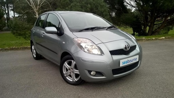 Toyota Yaris 1.33 VVT-i TR 5dr